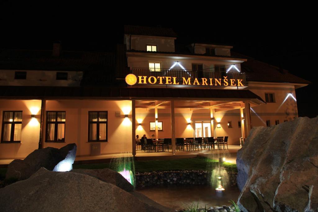 Hotel Marinsek Naklo Exteriör bild